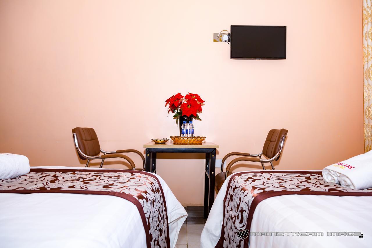 Enkare Hotel Nairobi Buitenkant foto