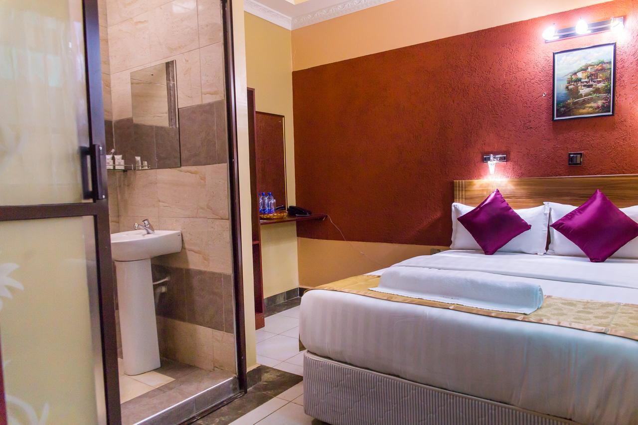 Enkare Hotel Nairobi Buitenkant foto